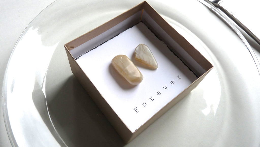 F O R E V E R | MOONSTONE - intention stone gift box
